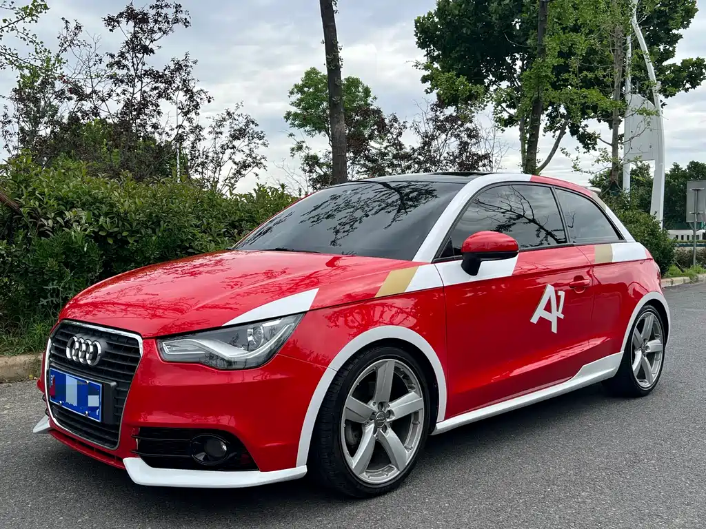 Купить Audi A1