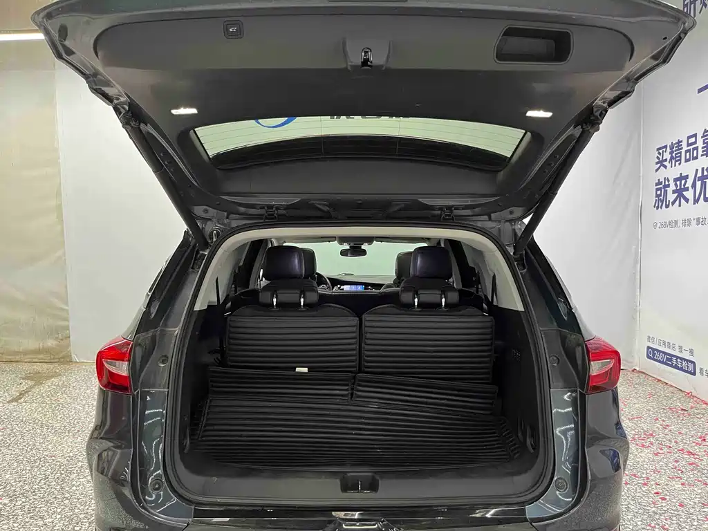 Buick Enclave — миниатюра 14
