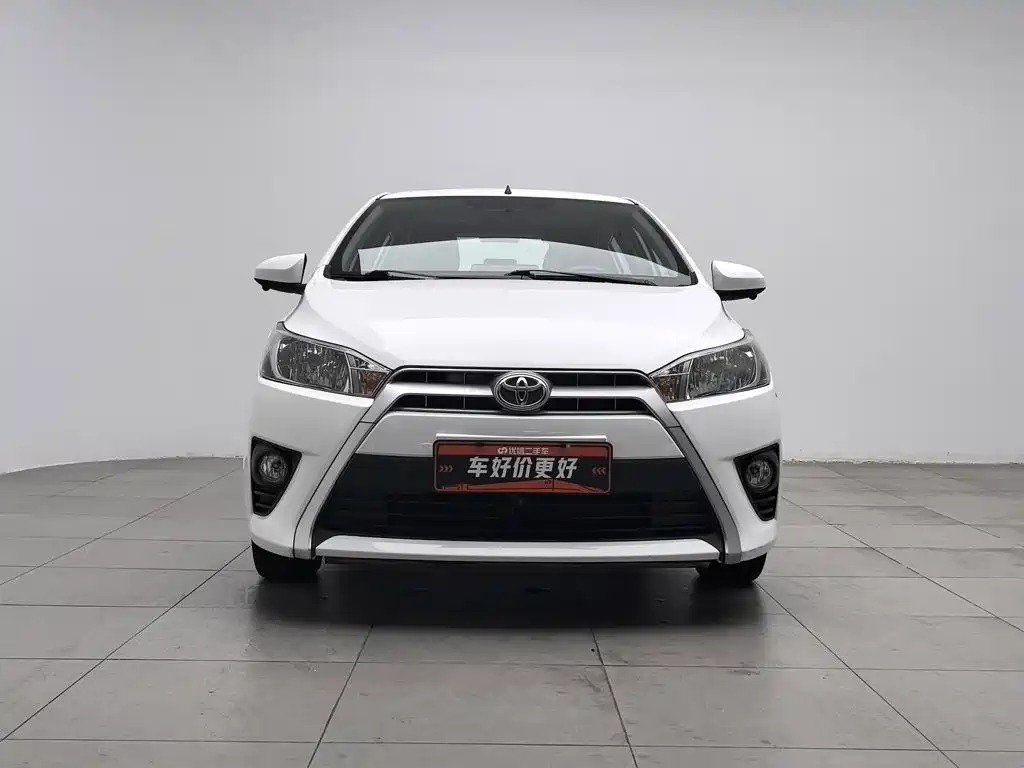 Toyota Yaris L — миниатюра 3