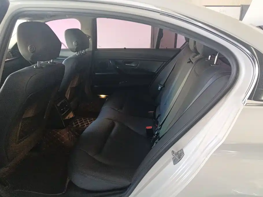 BMW 3 Series — миниатюра 11