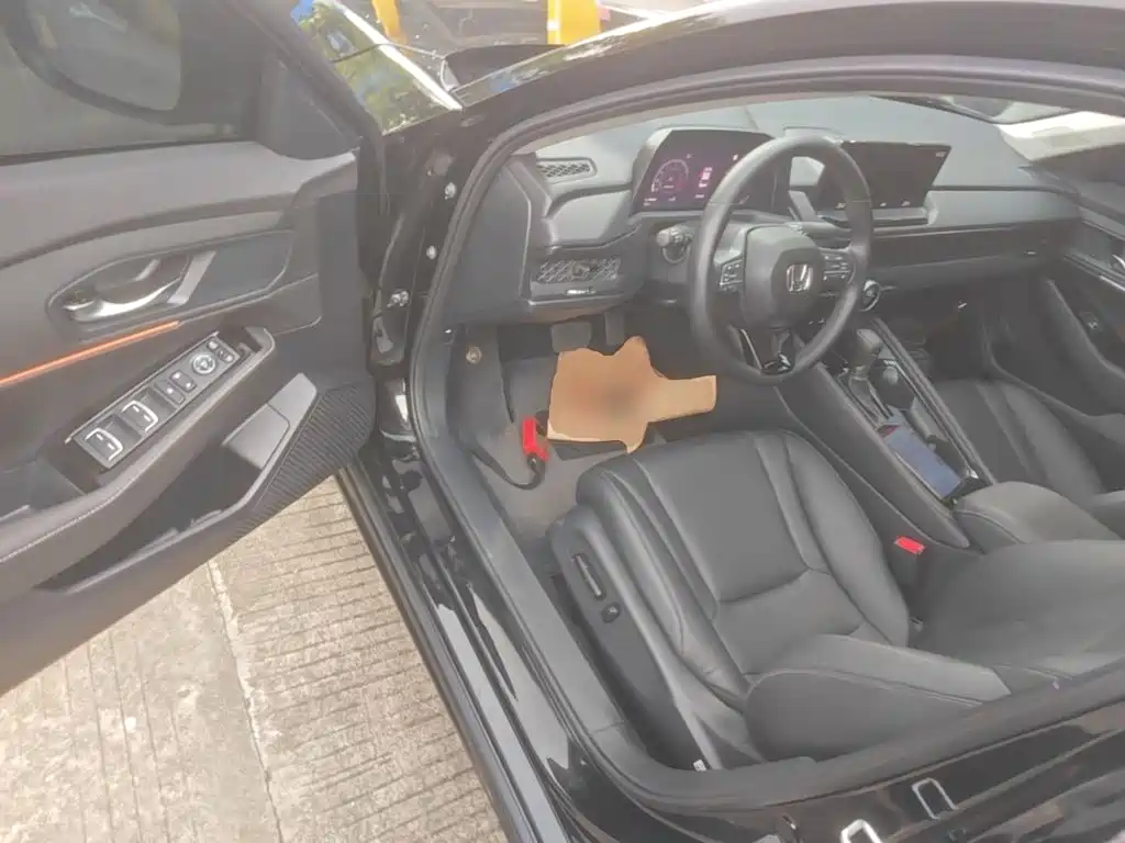 Honda Accord — миниатюра 16