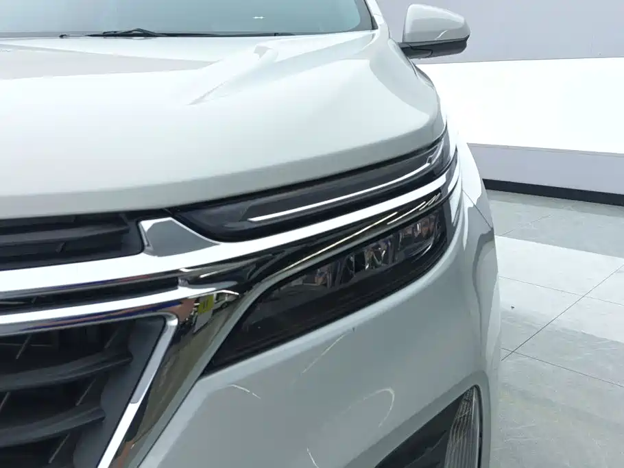 Chevrolet Equinox — миниатюра 5