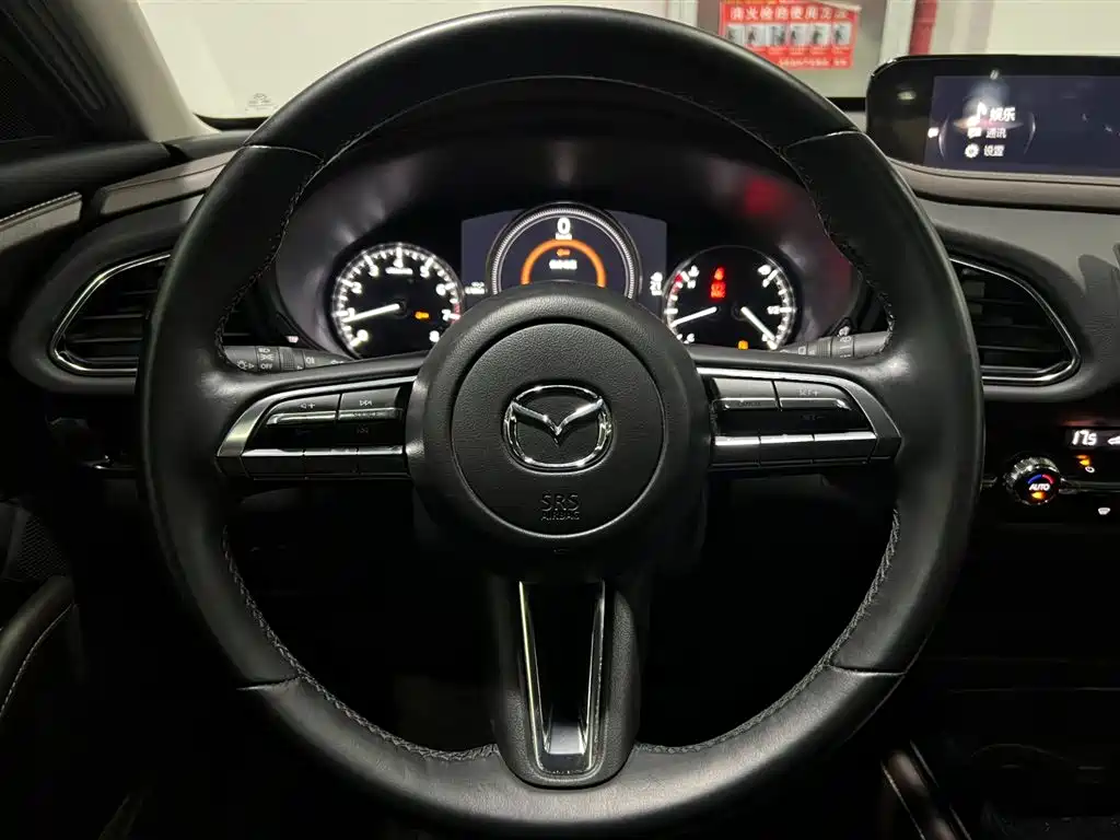 MAZDA CX 30