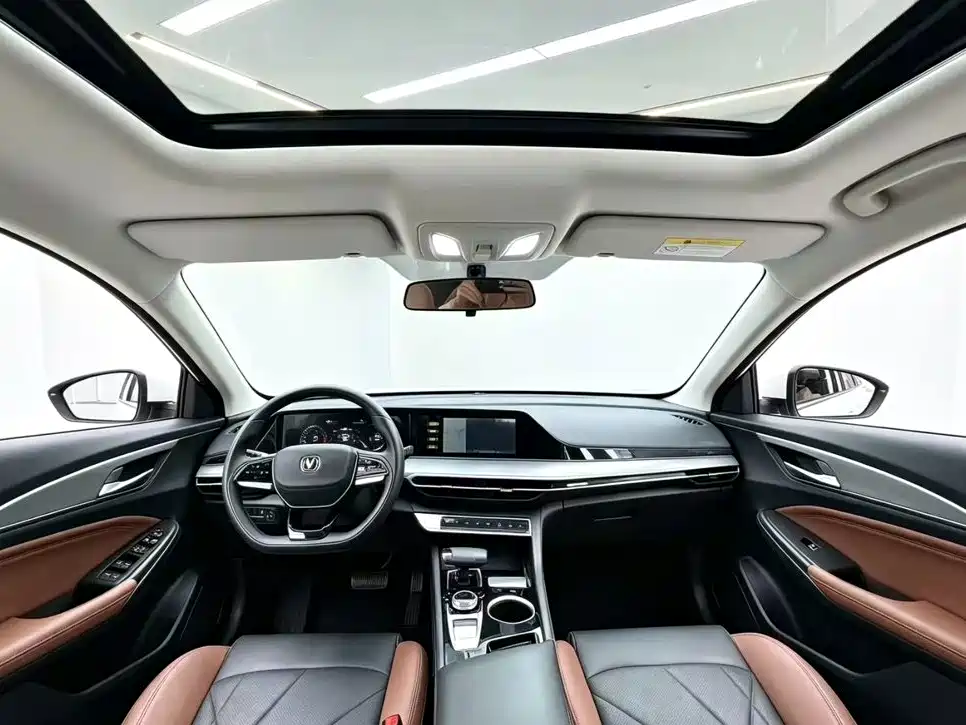 Changan Eado — миниатюра 4