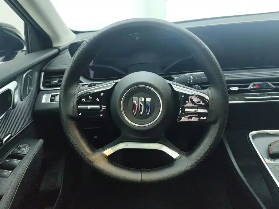 Buick LaCrosse — миниатюра 15
