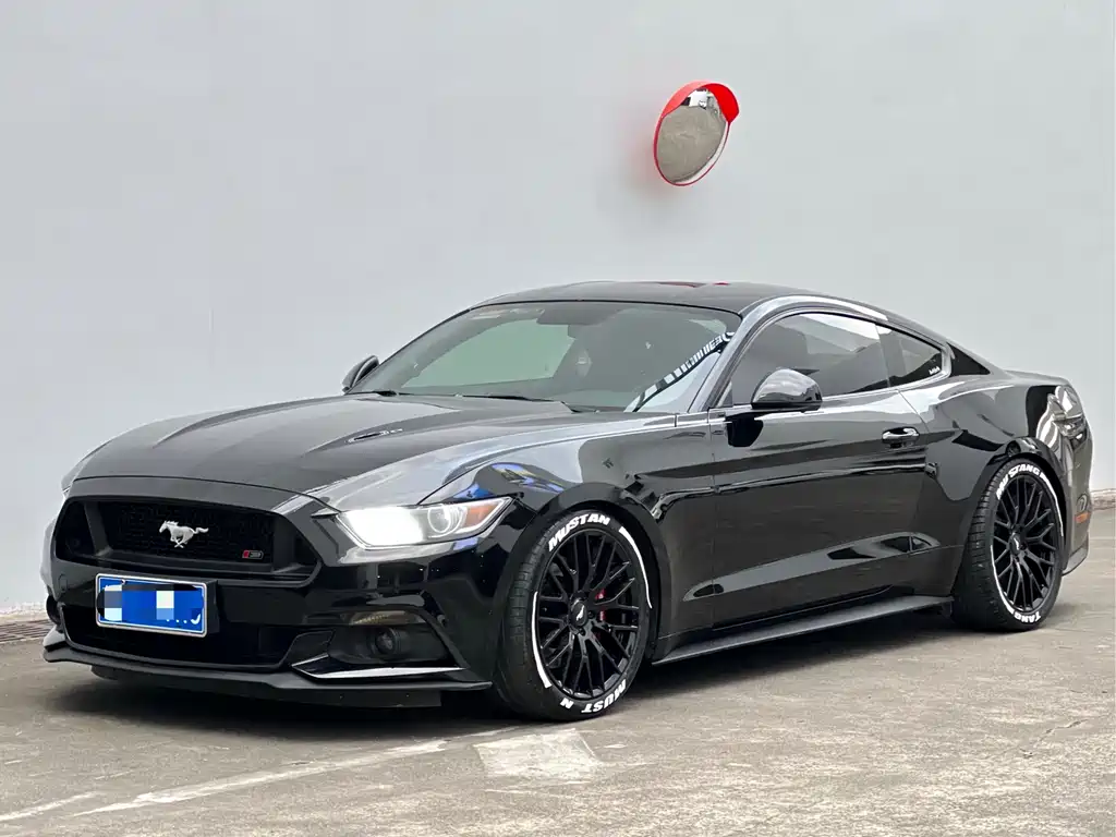 Купить Ford Mustang