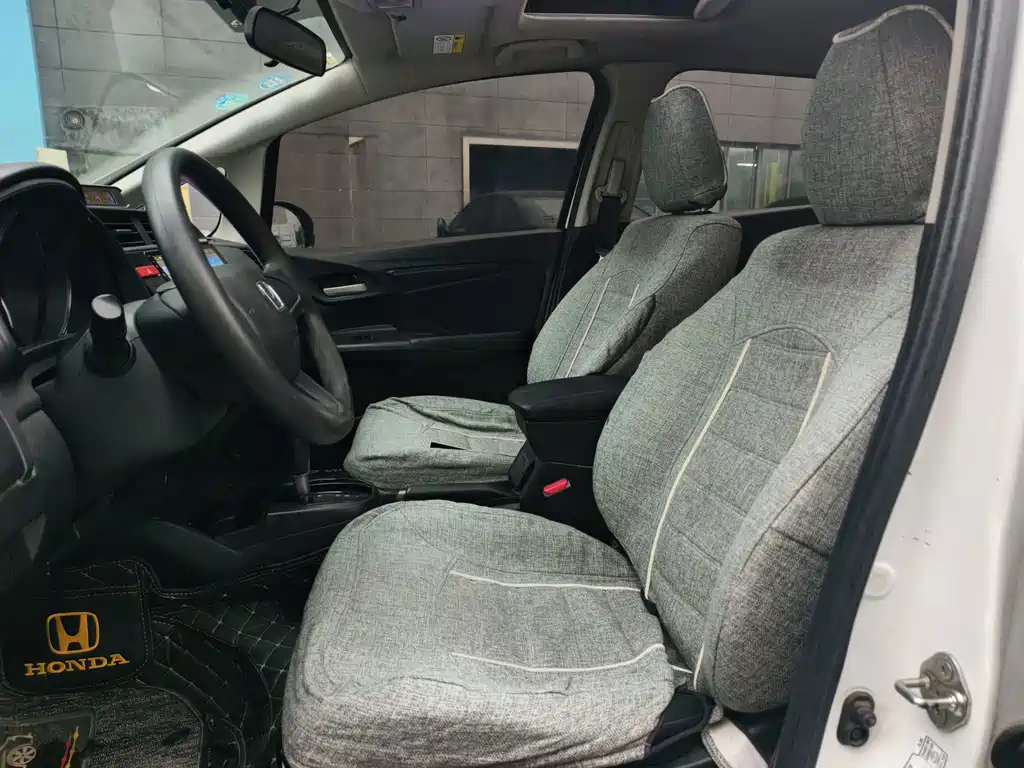 Honda Fit — миниатюра 18