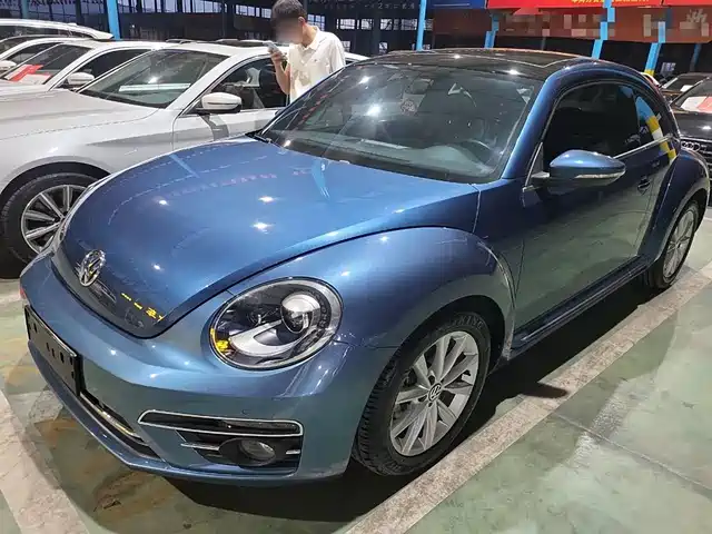 VOLKSWAGEN BEETLE 2019