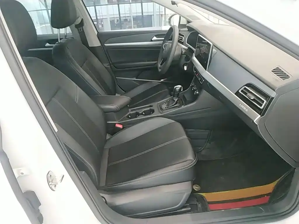 Volkswagen Lavida — миниатюра 25