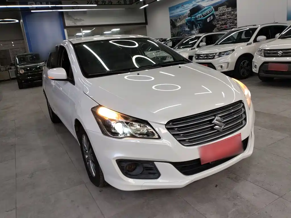 Suzuki Alivio — миниатюра 4