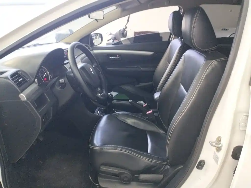 Suzuki Alivio — миниатюра 15