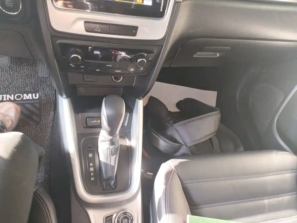 Suzuki Vitara — миниатюра 14