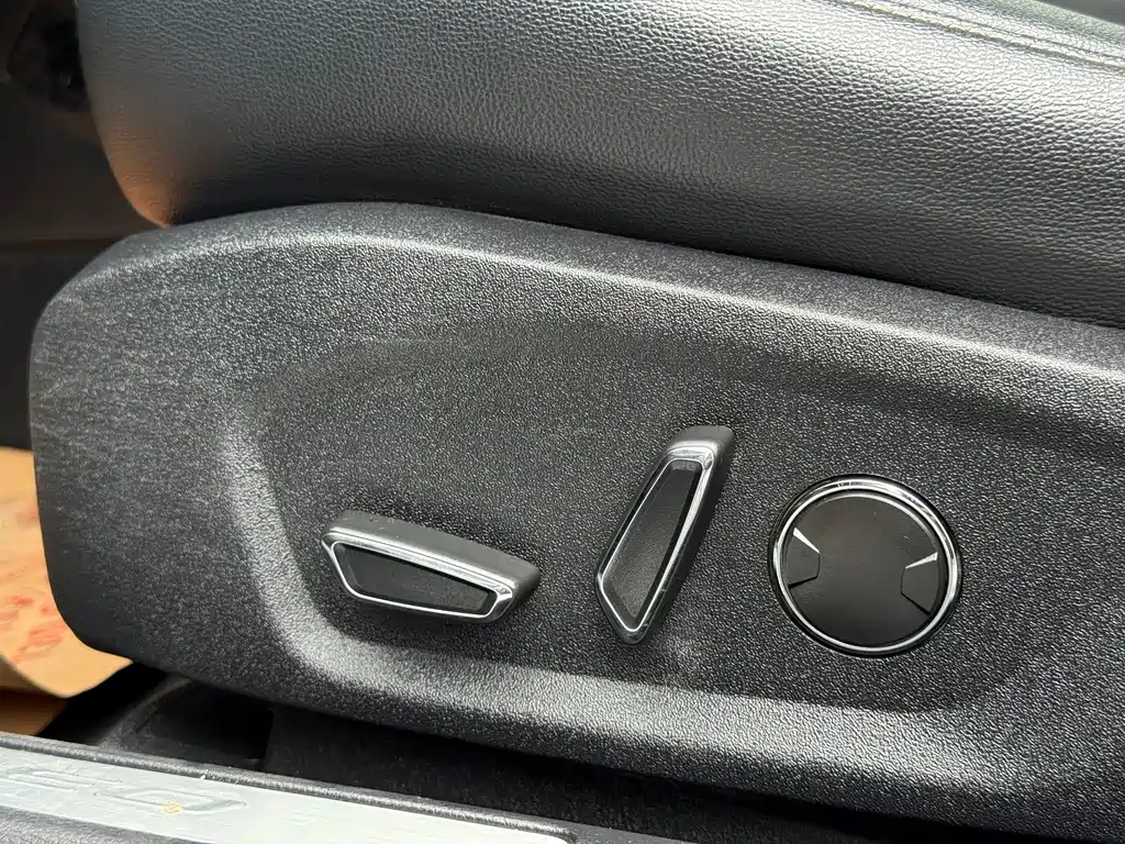 Ford Mondeo — миниатюра 24