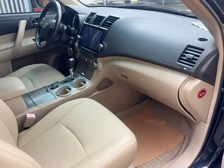 Toyota Highlander — миниатюра 8