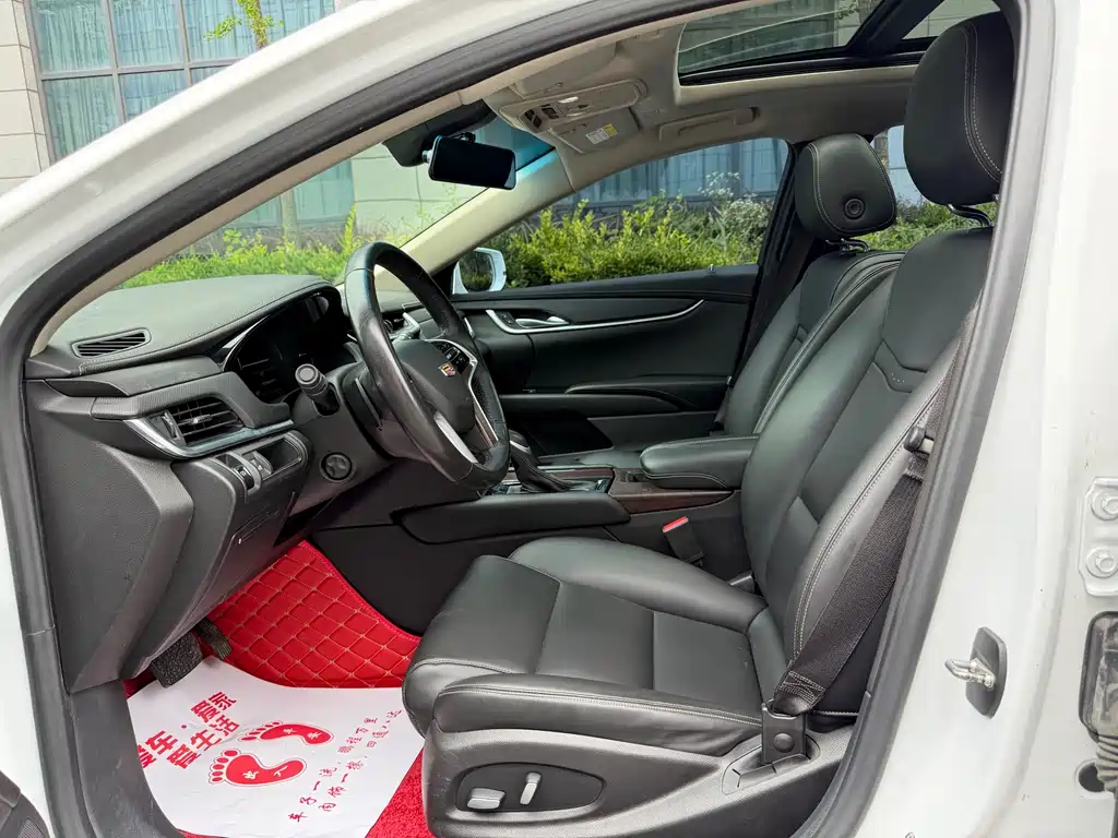 Cadillac XTS 2018 28T