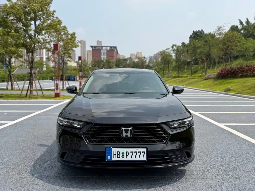 Honda Accord — миниатюра 2