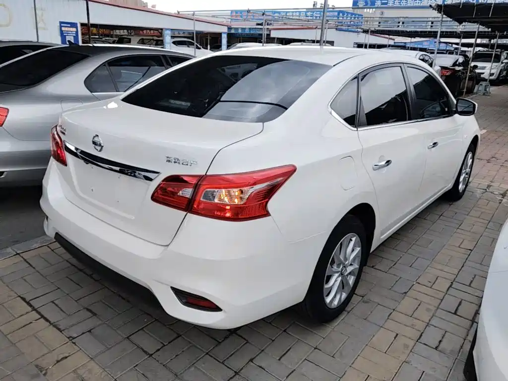 Nissan Sylphy — миниатюра 7