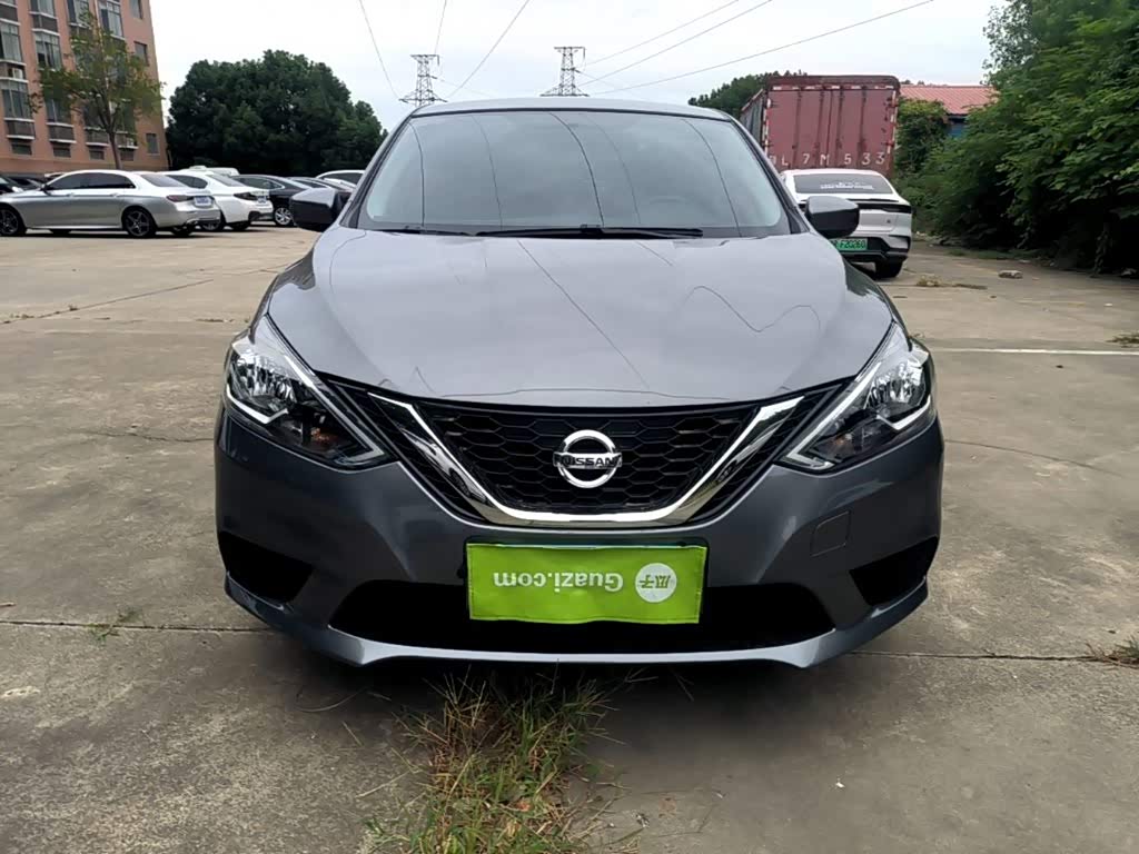 Nissan Sylphy 1.6 л 2025 г. Серебристо-серый, пробег 17600 км