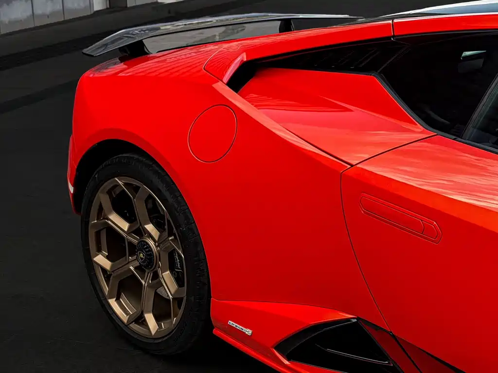 Lamborghini Huracán — миниатюра 8