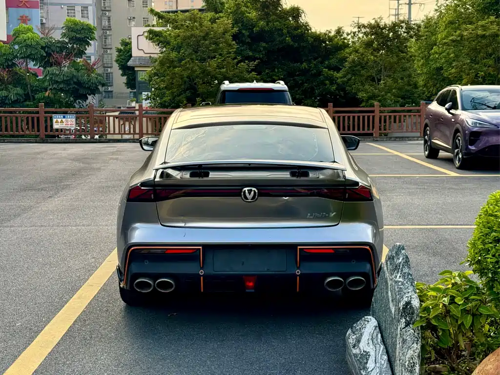 Changan UNI-V — миниатюра 13