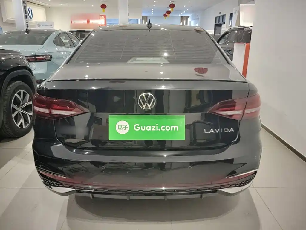 Volkswagen Lavida — миниатюра 6