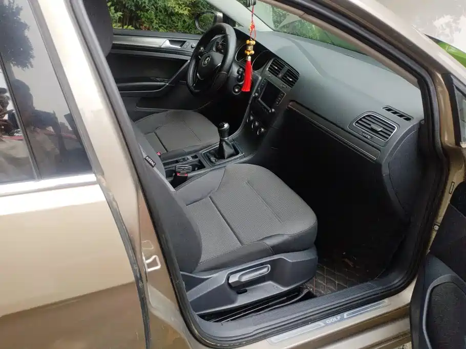 Volkswagen Golf — миниатюра 8