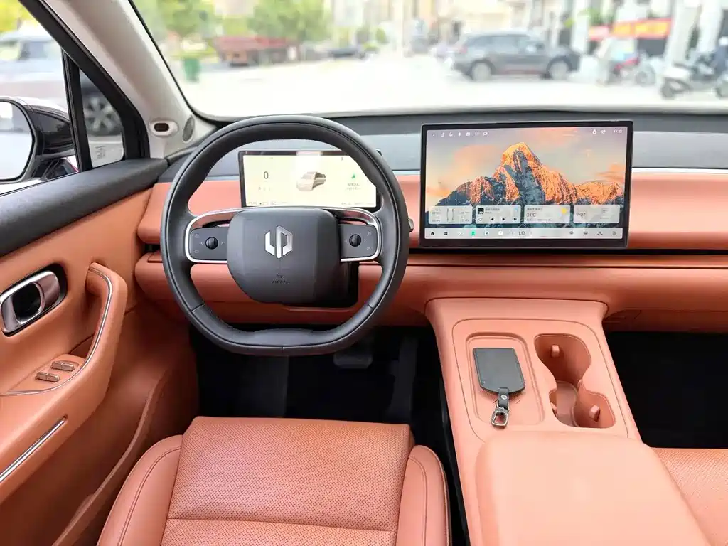 Leapmotor Leapmotor C10 — миниатюра 7