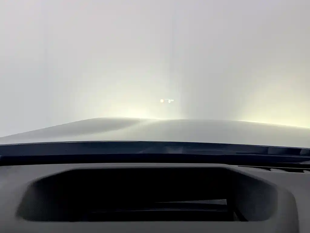 BMW 5 Series — миниатюра 8