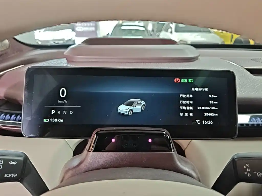 Zeekr X — миниатюра 12