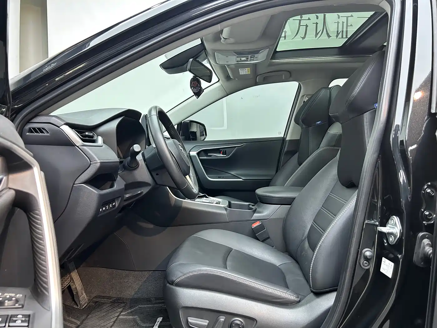 Toyota RAV4 Rongfang 2023 Черный из Китая, фото 3