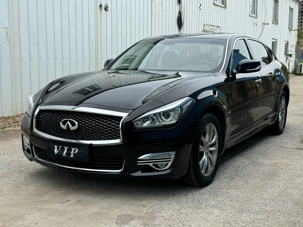 Infiniti Q70 — миниатюра 3