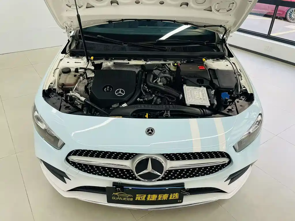 Mercedes-Benz A-Class — миниатюра 2