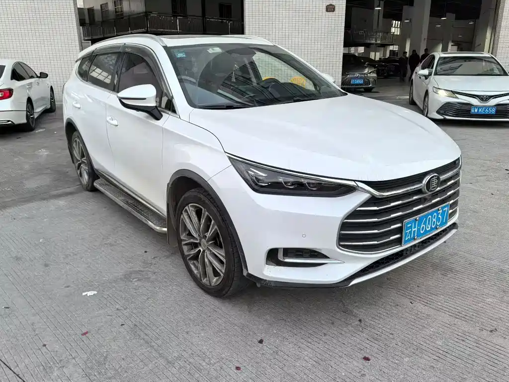 BYD TANG