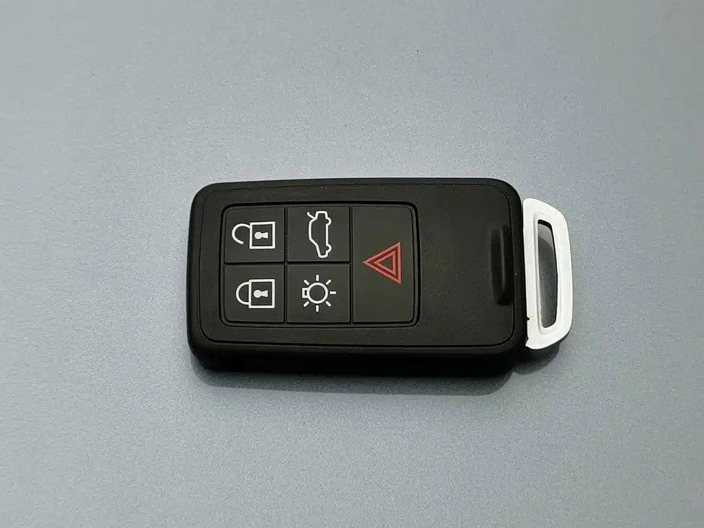 Volvo V40 — миниатюра 19