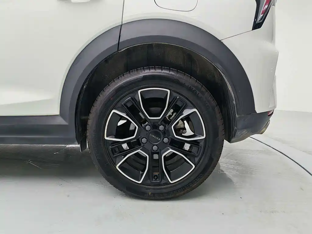 Lynk & Co 06 — миниатюра 17