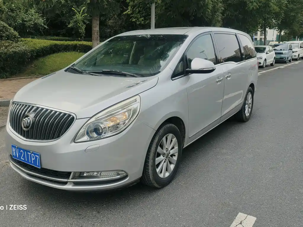 Buick GL8 — миниатюра 3