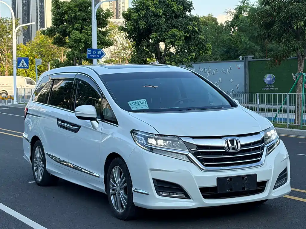 Honda Elysion — миниатюра 3