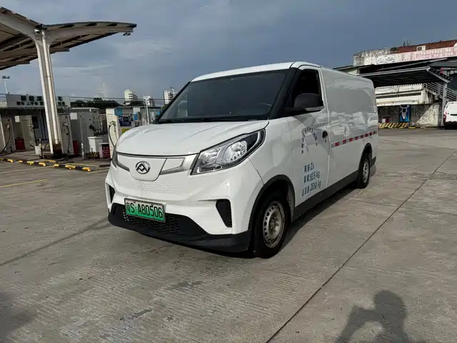Maxus EV30 2023