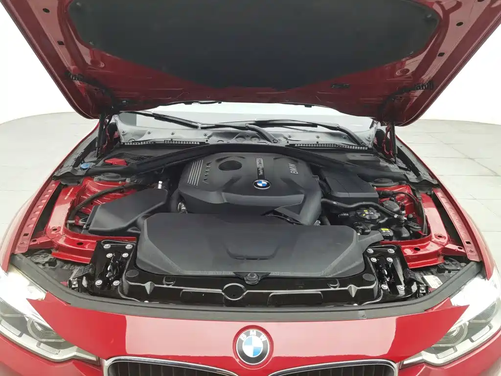 BMW 3 Series — миниатюра 6