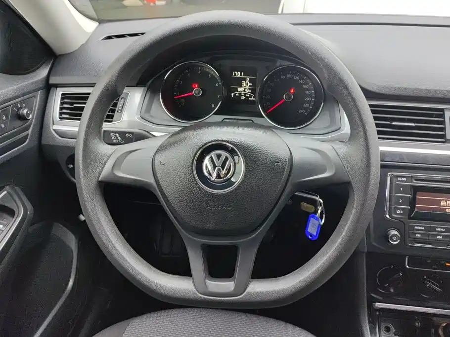 Volkswagen Bora — миниатюра 15