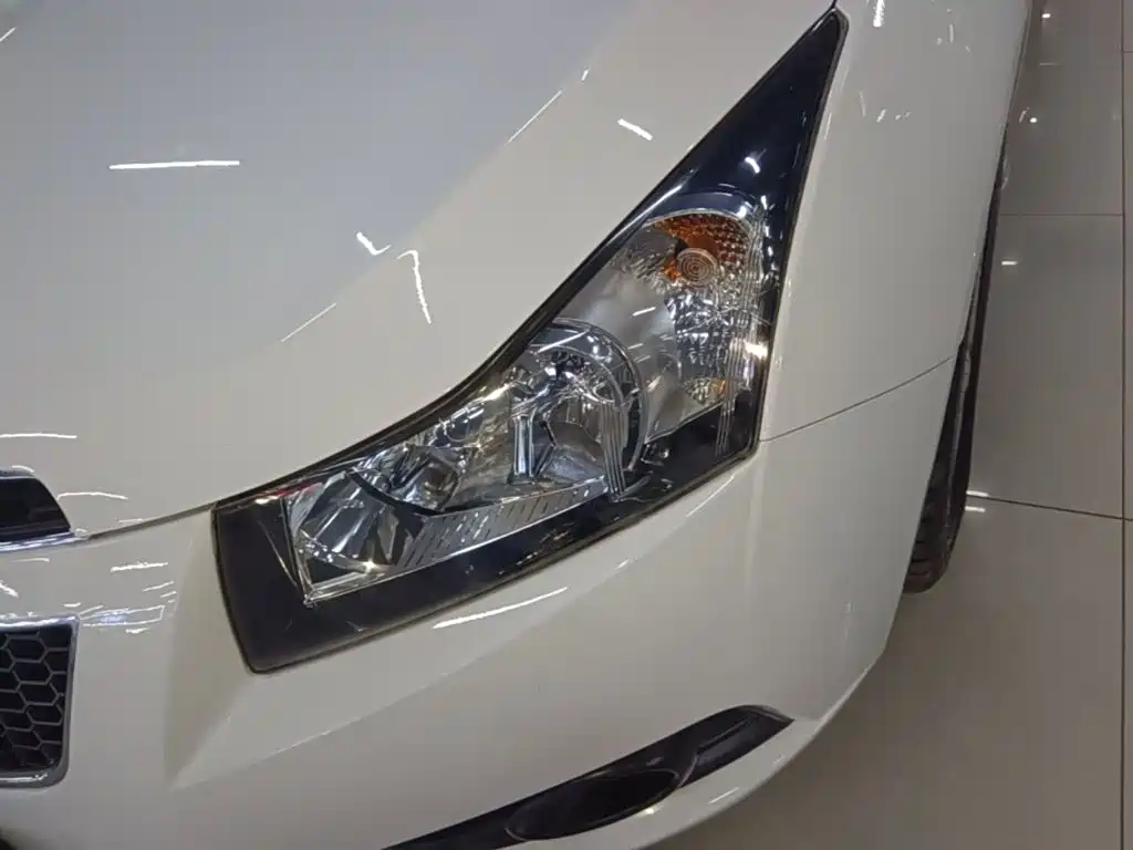 Chevrolet Cruze — миниатюра 24