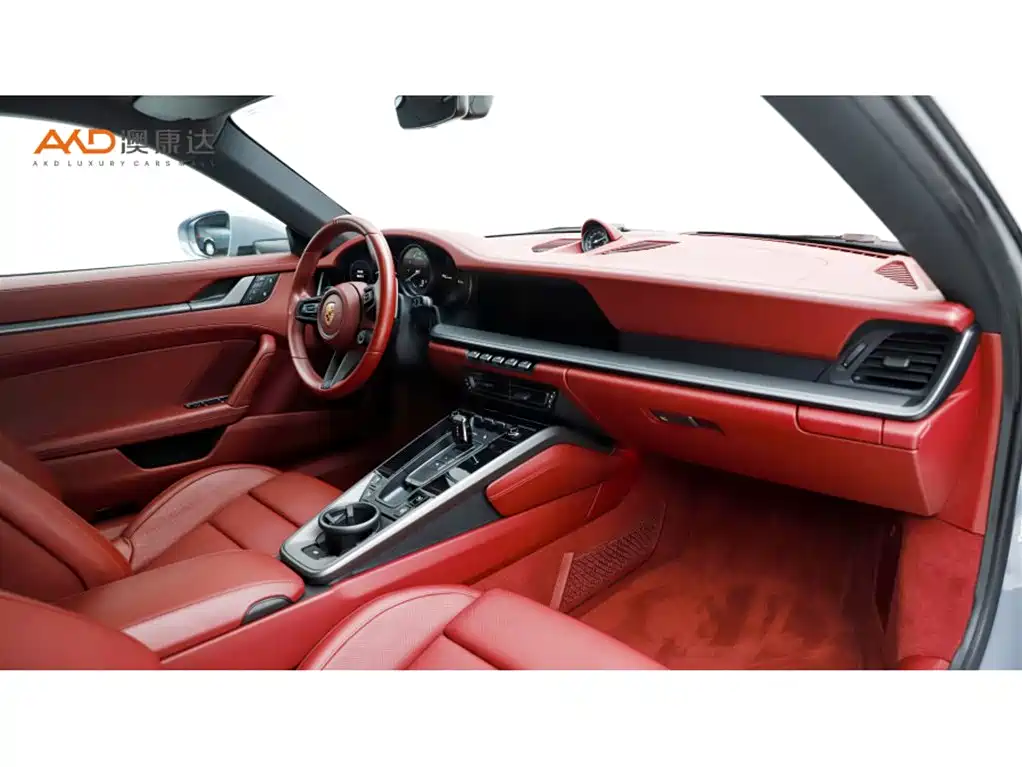 Porsche 911 2023 Carrera 3.0T