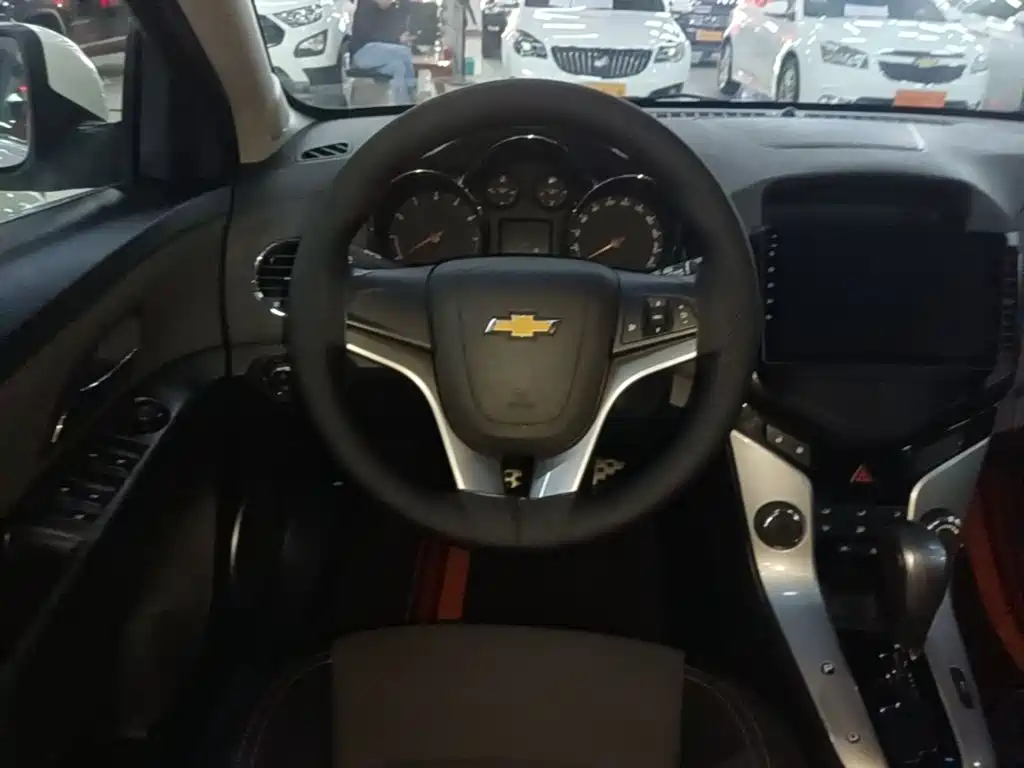 Chevrolet Cruze — миниатюра 11