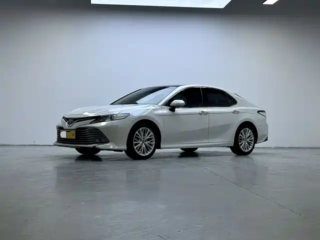 Toyota Camry 2019 2.5G Luxury