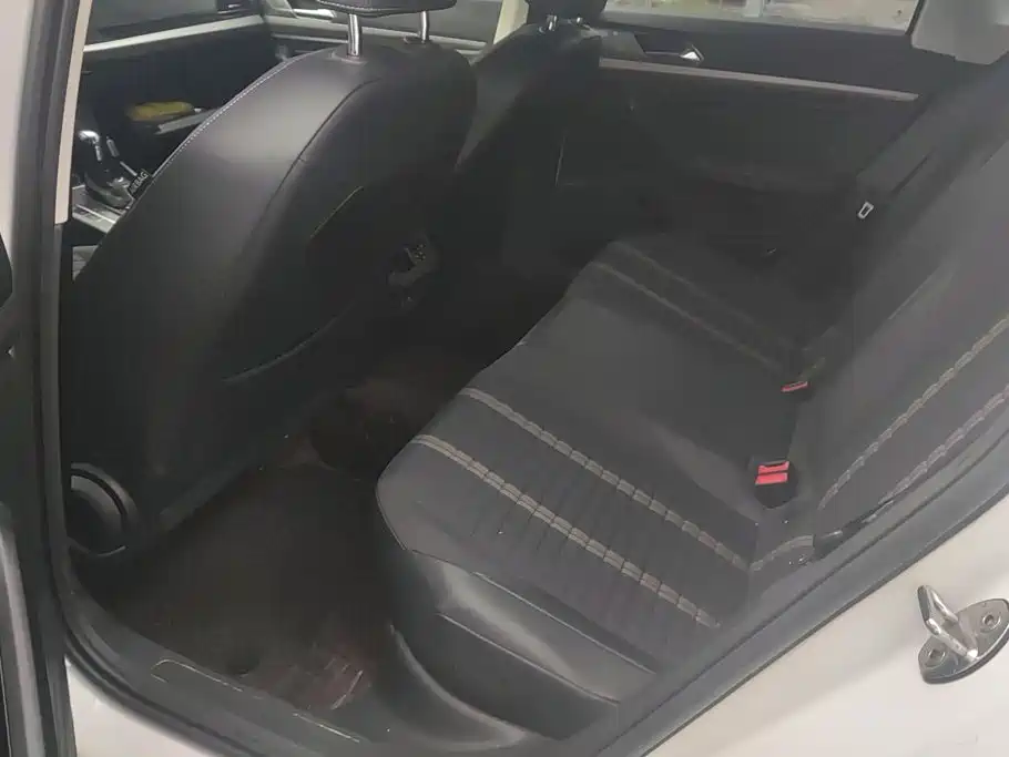 Volkswagen Lavida — миниатюра 11