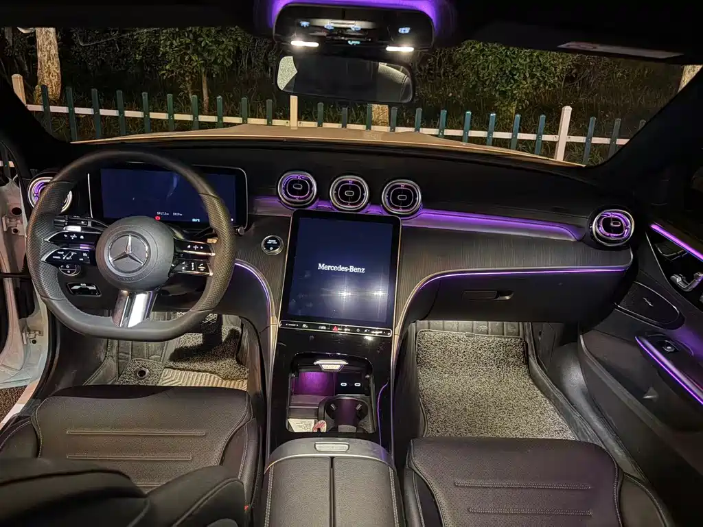 Mercedes-Benz C-Class — миниатюра 7