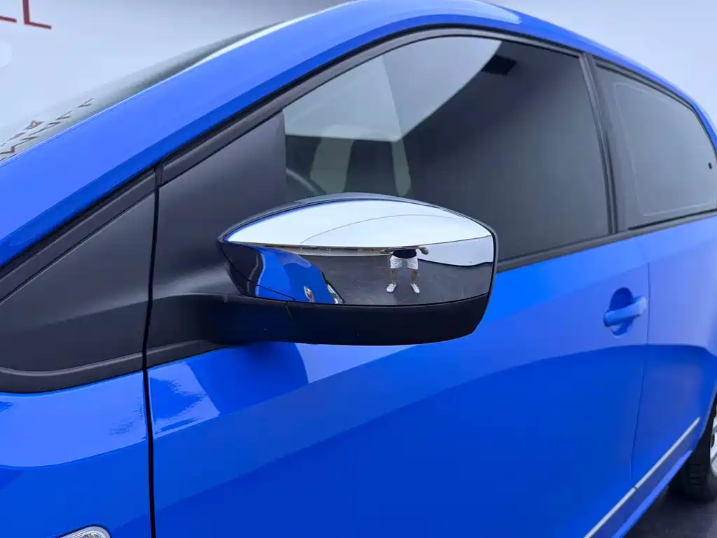 Volkswagen up! — миниатюра 26