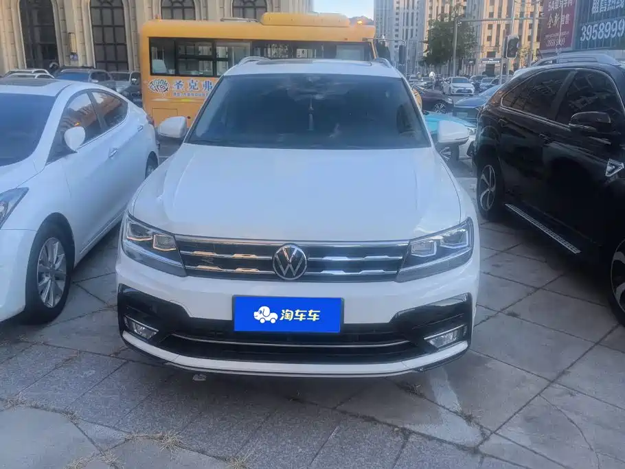 Volkswagen Tiguan L — миниатюра 2