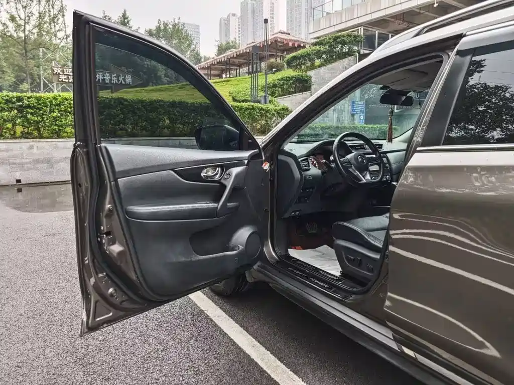 Nissan X-Trail — миниатюра 30