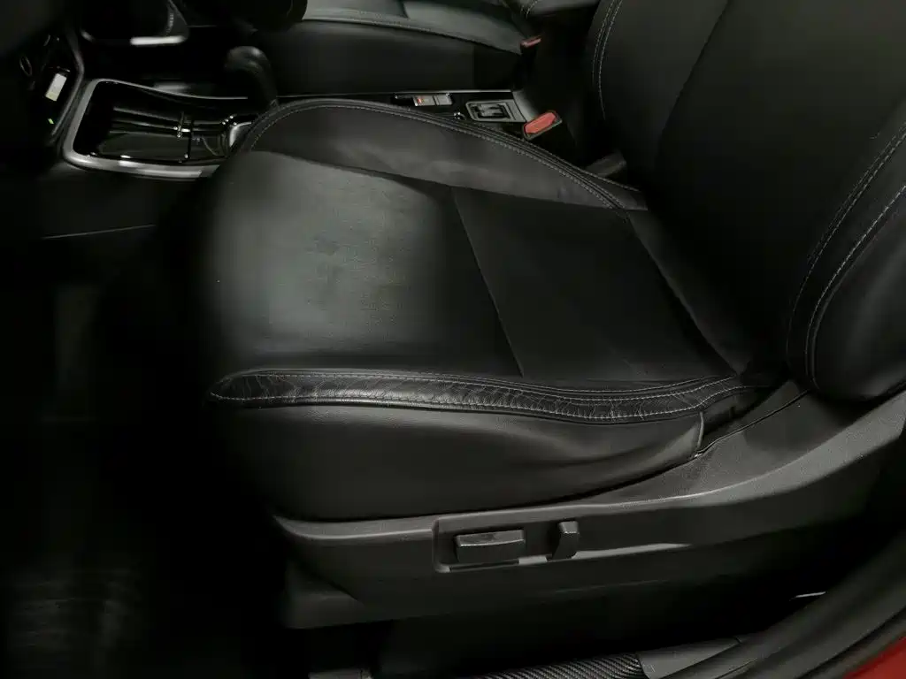 Mitsubishi Outlander — миниатюра 20
